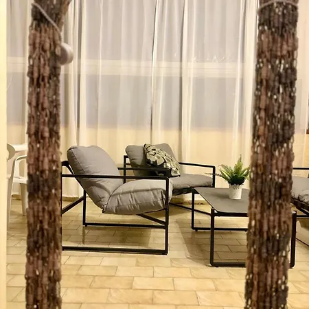 Casa Angolo Sul Mare 리도 델레 나지오니